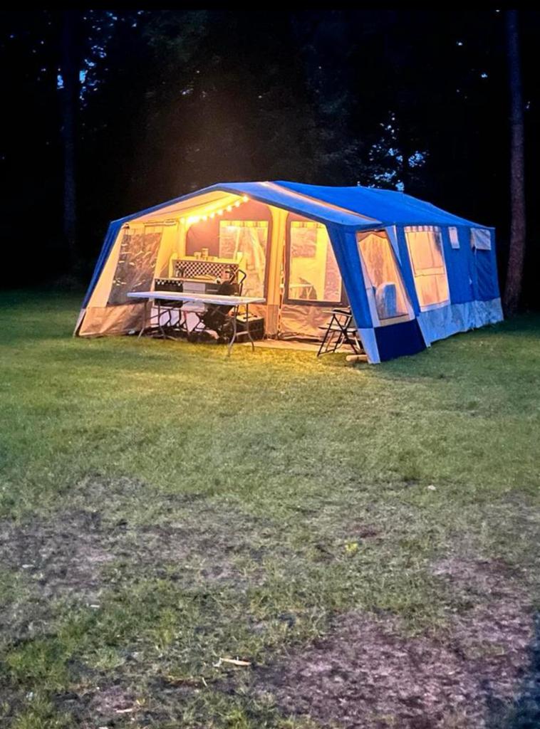 Conway vouwwagen, Ophalen, Aanwezig