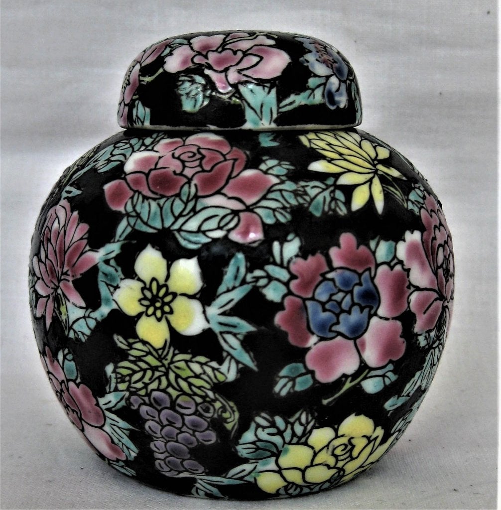 Gemberpot Chinese Jingdezhen Famille Noir Millefleur, Ophalen of Verzenden