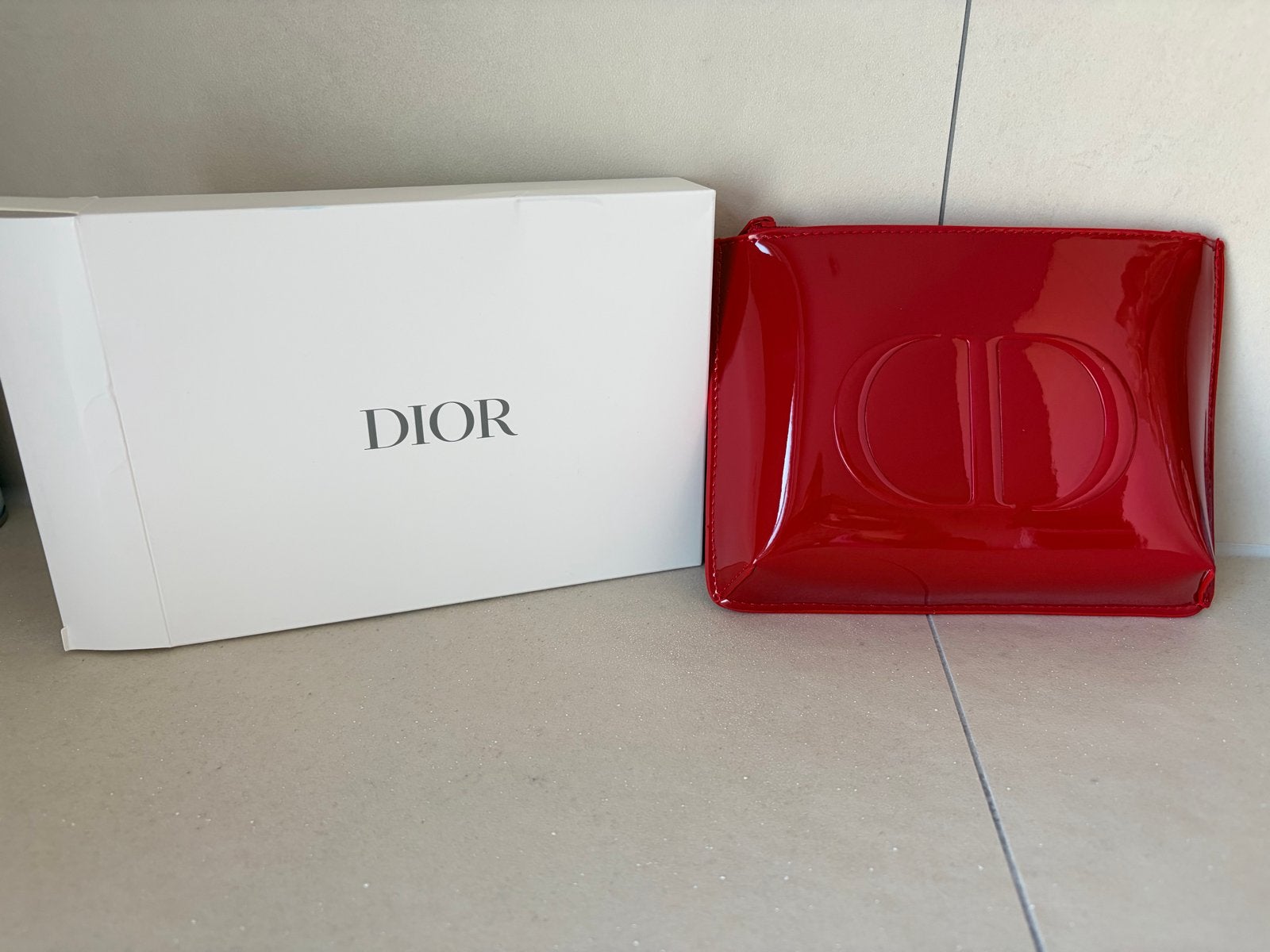 Dior Make-up Tasje Rood - Nieuw, Ophalen of Verzenden, Nieuw, Rood, Softcase