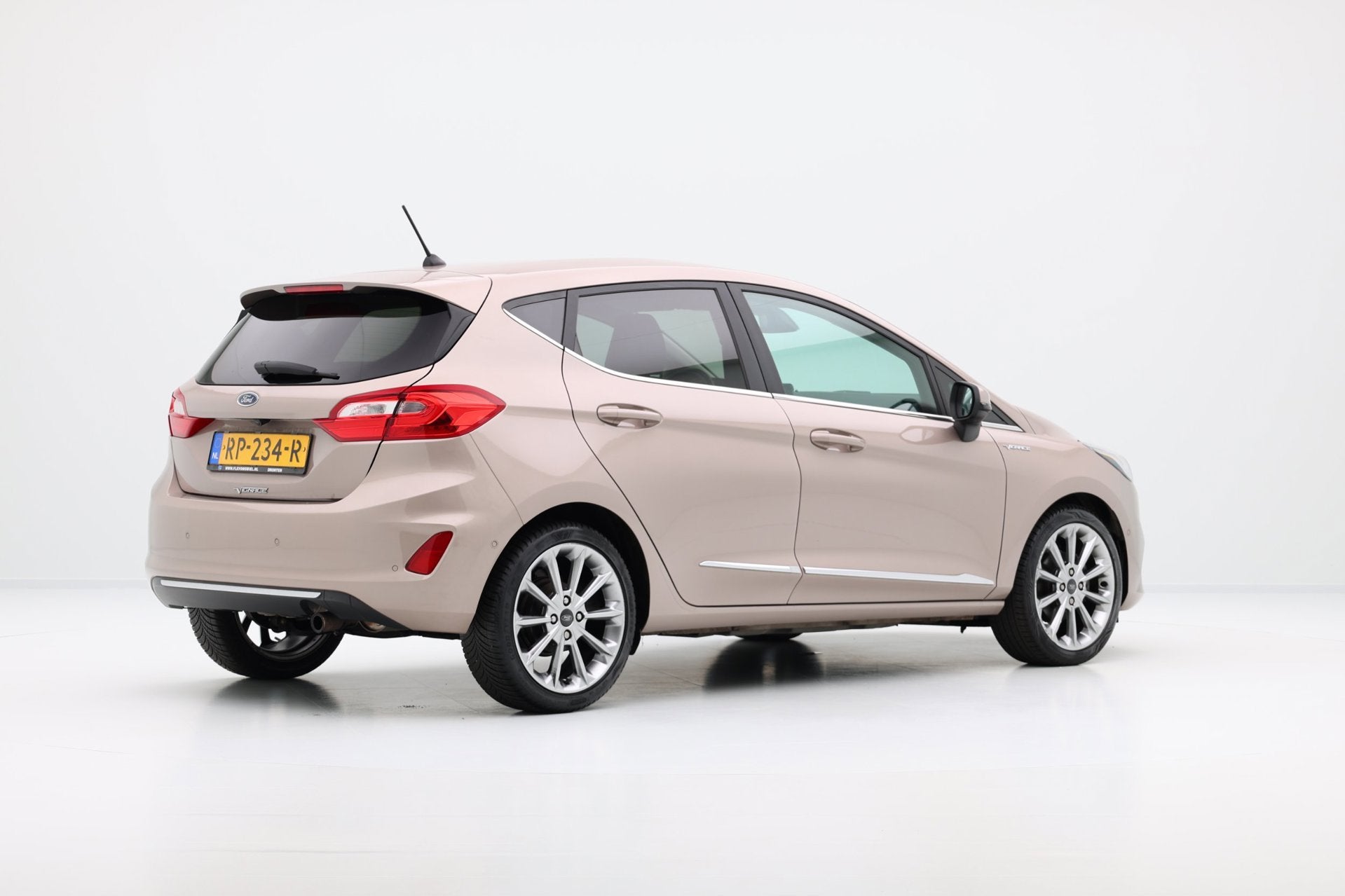 Ford Fiesta 1.0 EcoBoost Vignale 5-drs Aut. Half Leder|CarPl, Auto's, Gebruikt, Euro 6, 49 €/maand, Origineel Nederlands