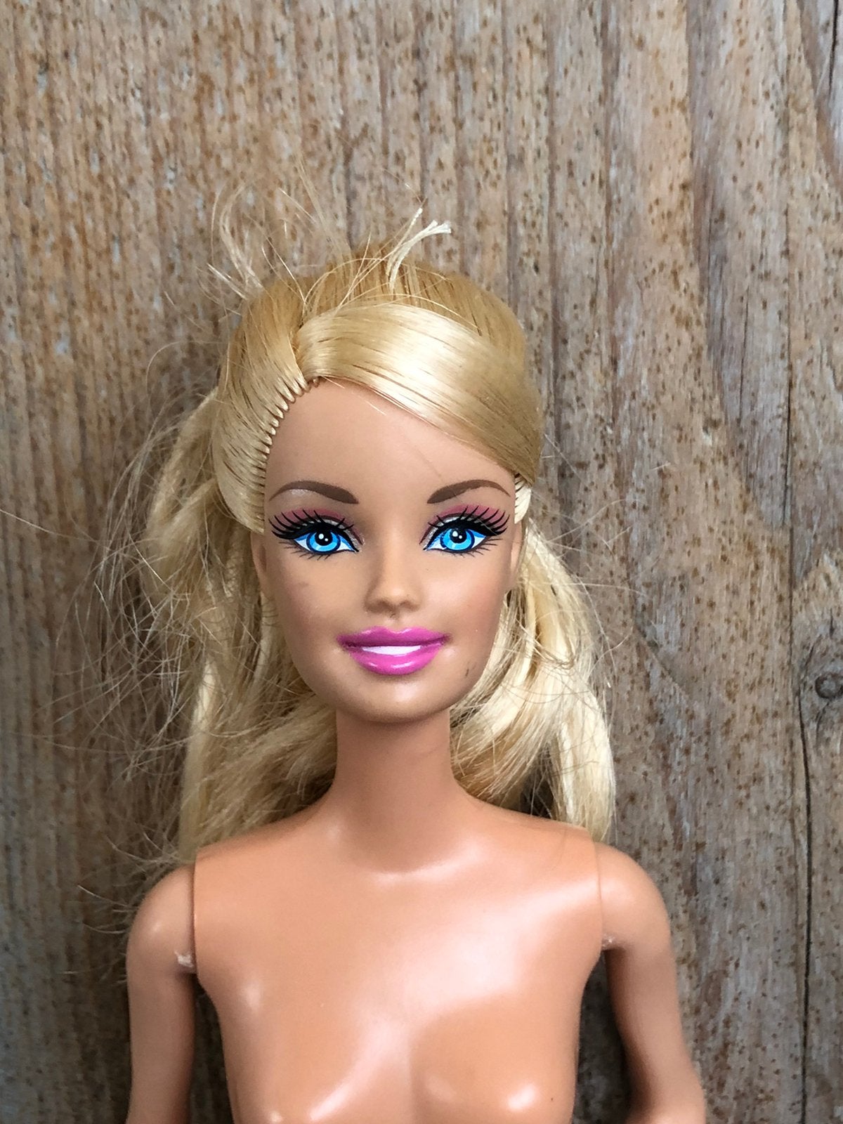 2009 Mattel Barbie pop, Kinderen en Baby's, Speelgoed | Poppen, Ophalen of Verzenden, Zo goed als nieuw, Barbie