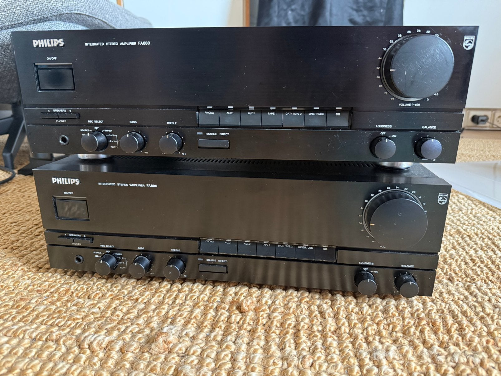 Philips FA880 2 stuks defect, 60 tot 120 watt, Niet werkend, Stereo, Ophalen