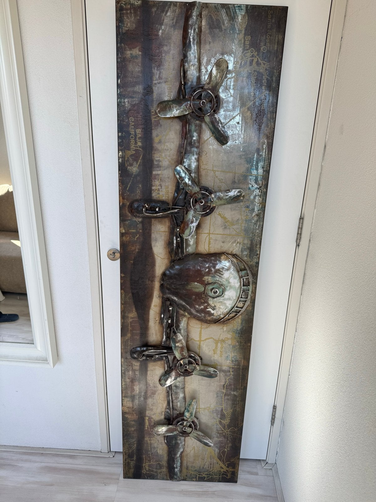 Uniek industrieel wandobject met propellerdetails, Ophalen, Wanddecoratie, Meerkleurig, Metaal