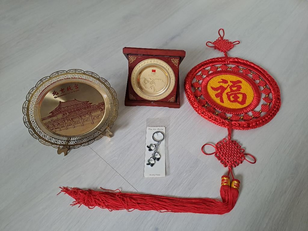 Souvenirs uit China / Beijing, Verzamelen, Beelden en Beeldjes, Zo goed als nieuw, Overige typen, Ophalen of Verzenden