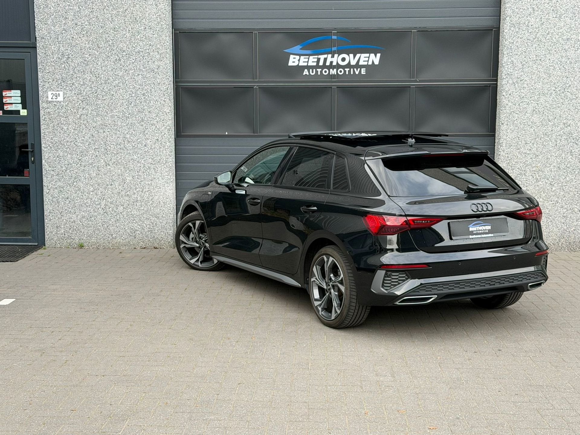 Audi A3 Sportback 40 TFSI 3 x S-Line B&O Camera Keyless, Dealer onderhouden, 1525 kg, Gebruikt, 4 cilinders