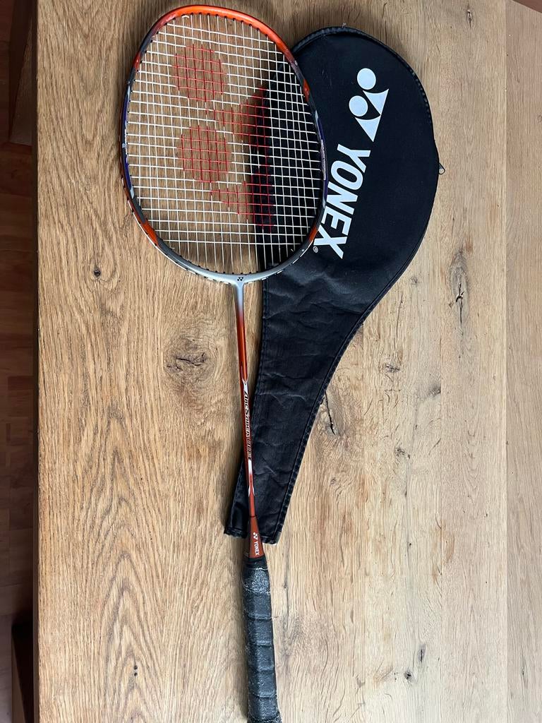 Gebruikt Yonex badmintonracket met hoes, Ophalen, Gebruikt, Racket(s)