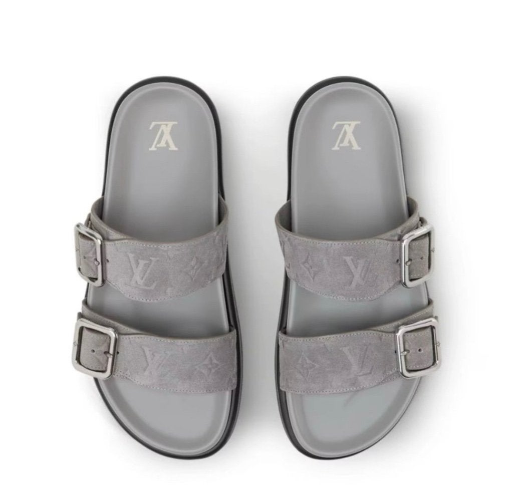Lv slippers mannen maat 46, Ophalen of Verzenden, Nieuw, Zwart