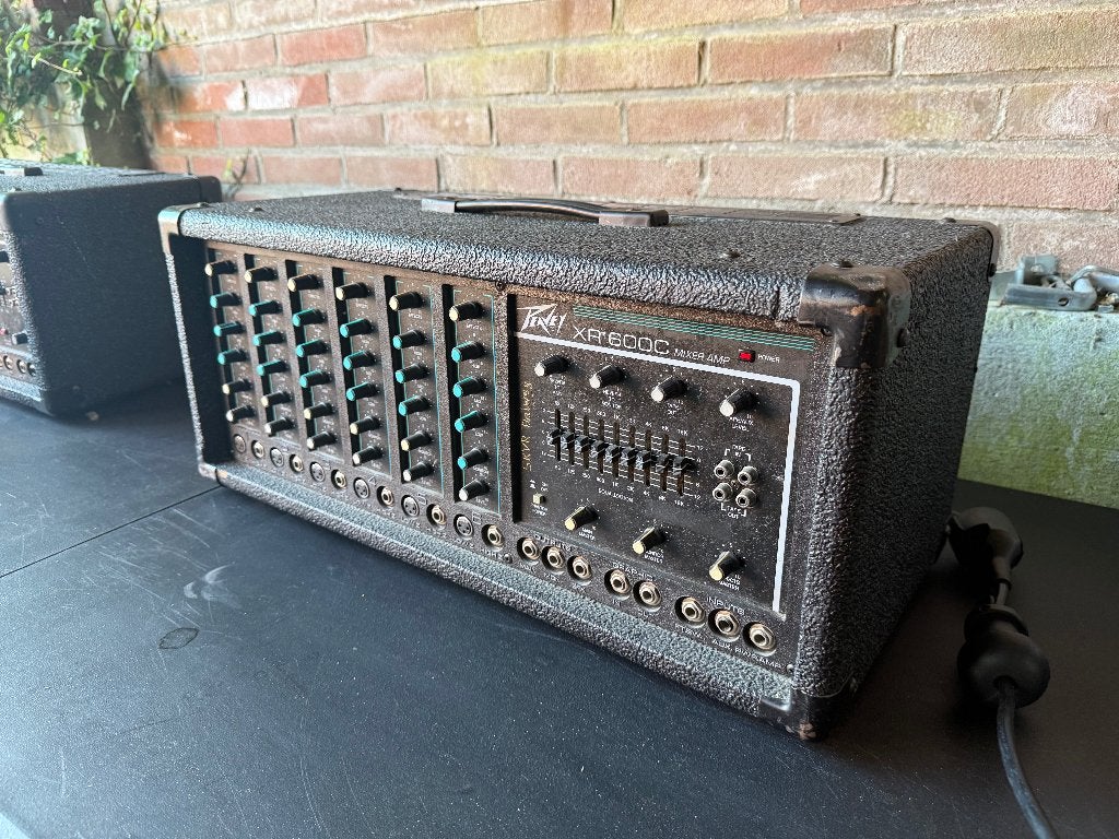 Peavey XR 600C Mixer Amp versterker, Muziek en Instrumenten, Versterkers | Bas en Gitaar, Ophalen of Verzenden, Gebruikt, 100 watt of meer