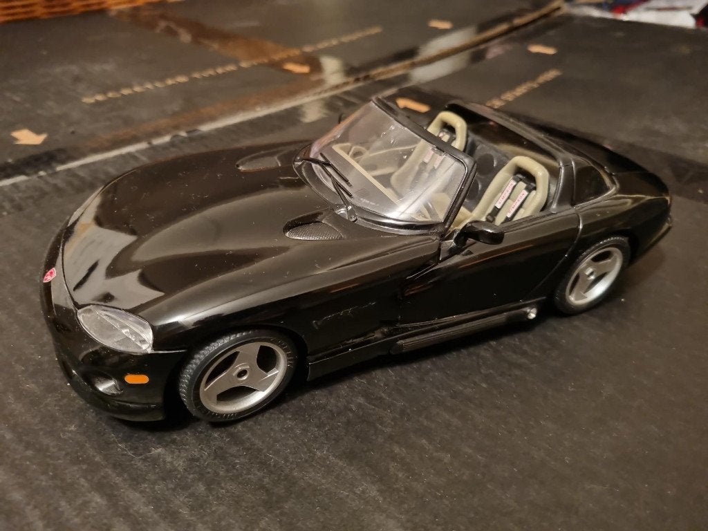 Dodge Viper 1:18, Ophalen of Verzenden, Zo goed als nieuw, Auto, Bburago