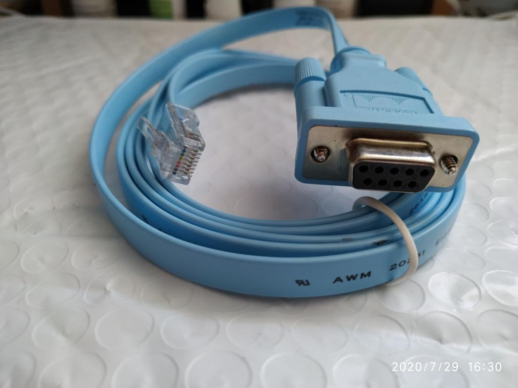 Console Kabel 9-pin DB9 Seriële RS232 Poort naar RJ45, Ophalen of Verzenden, Zo goed als nieuw