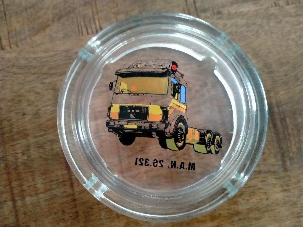 MAN M.A.N. 26.321 vintage asbak asbakje vrachtwagen auto, Verzamelen, Ophalen of Verzenden, Gebruikt, Auto's