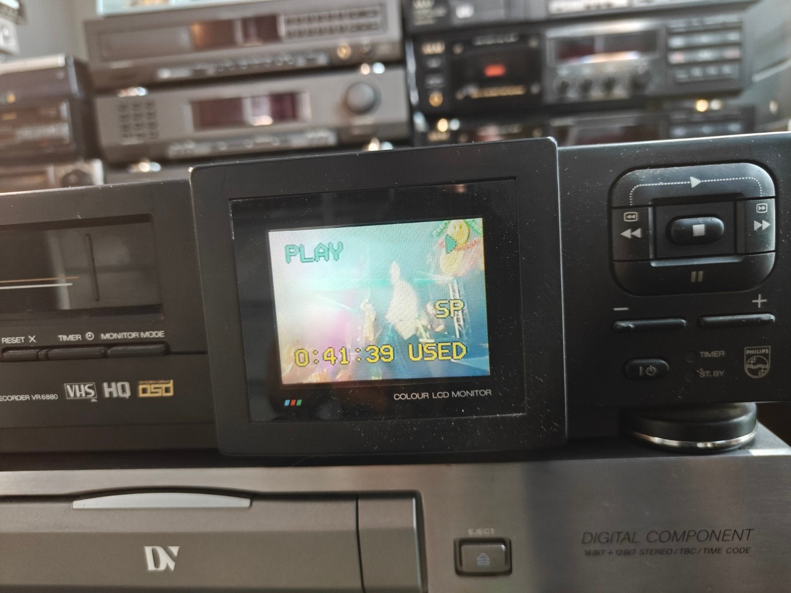 Philips VR6880 VHS Hi-Fi Videorecorder + LCD-monitor, Ophalen of Verzenden