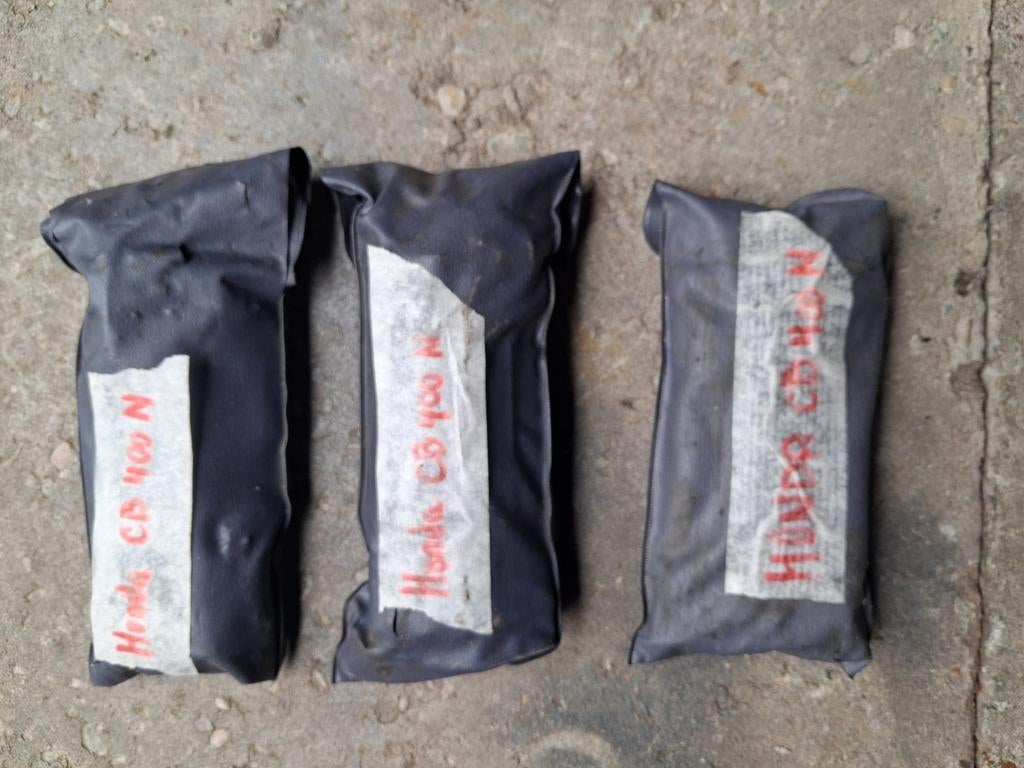 HONDA CB 400 N SLEUTELSETJES. 3 STUKS, Ophalen of Verzenden