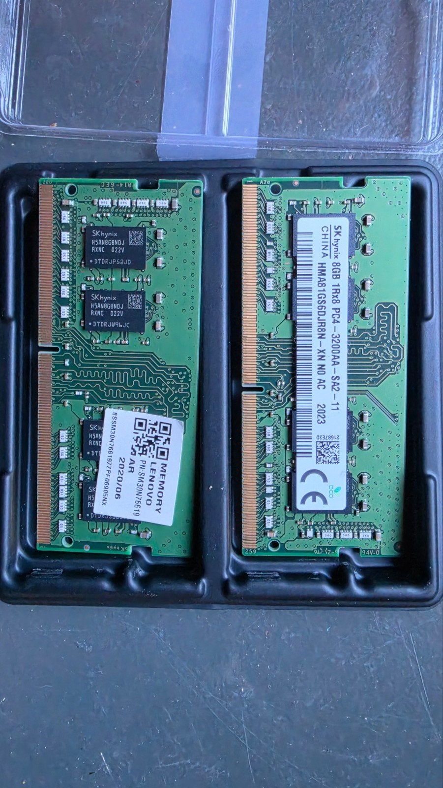 16GB Laptop RAM (2x 8GB) DDR4 3200MHz SK Hynix Lenovo, DDR4, Ophalen of Verzenden, Zo goed als nieuw, Laptop