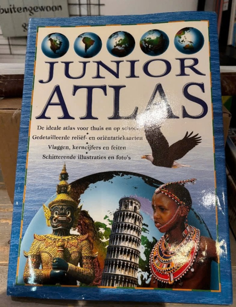 Falkplan Junior Atlas 1999 tweede herziene druk, Overige atlassen, Ophalen of Verzenden, Zo goed als nieuw, 1800 tot 2000