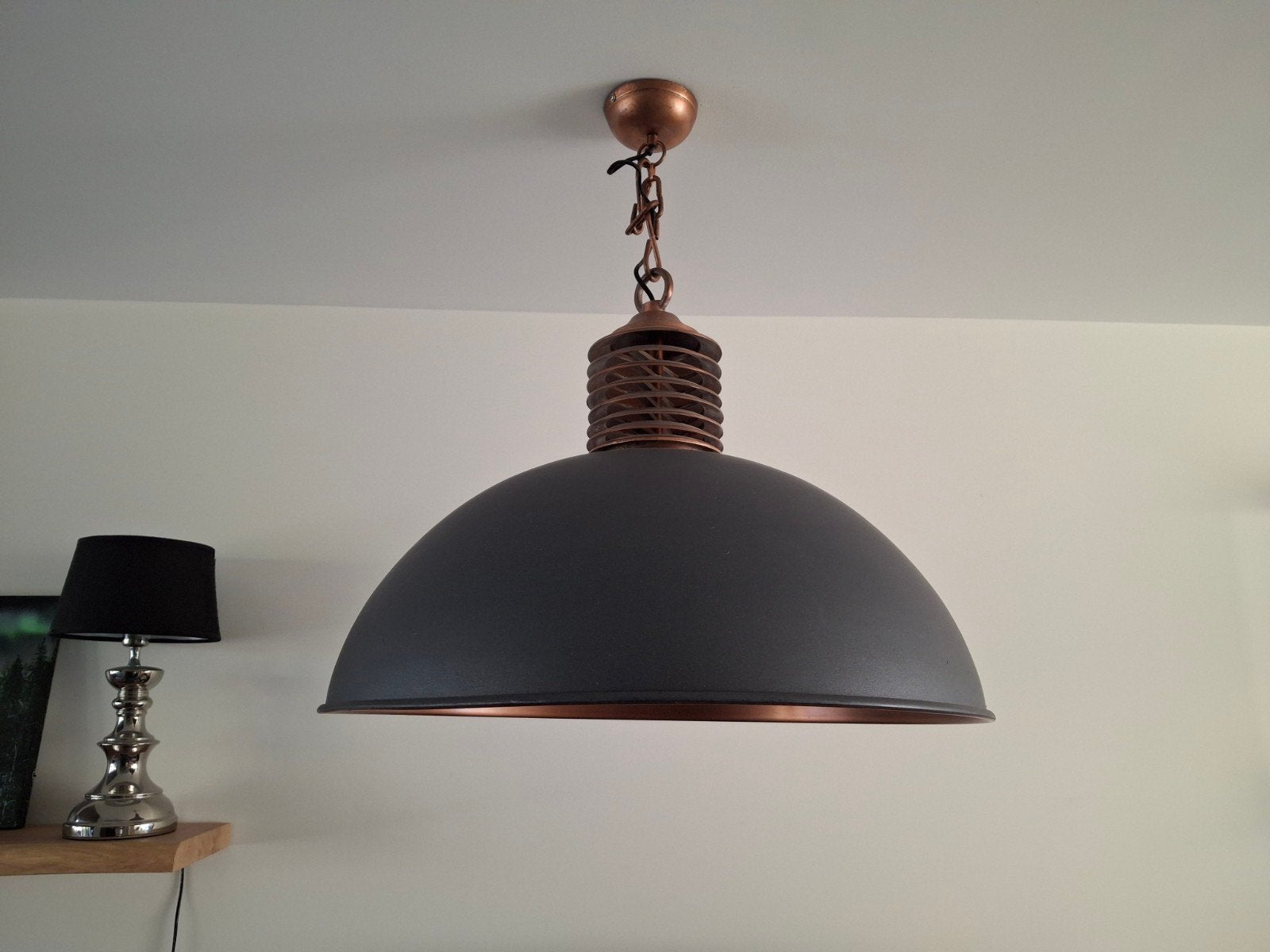 HELE GROTE  hanglamp - ANTRACIET  met koperen binnenkant, Ophalen, Zo goed als nieuw, Industrieel, Metaal