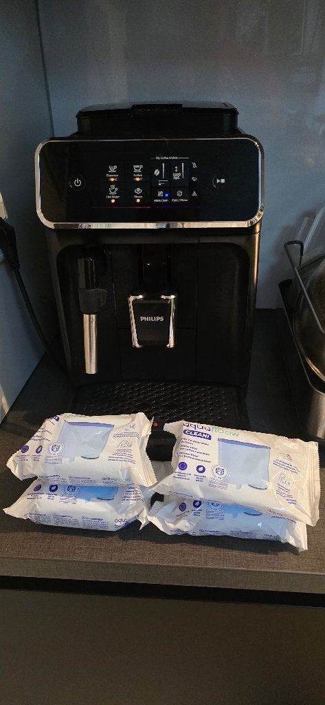 Philips 2200 Series Automatic Espresso + 4 New Water Filters, Ophalen, Afneembaar waterreservoir, Espresso apparaat, Koffiebonen