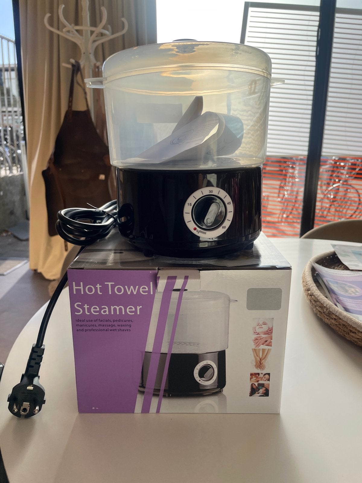 Hot Towel Steamer voor gezichtsbehandelingen en meer, Ophalen of Verzenden, Nieuw, Overige typen