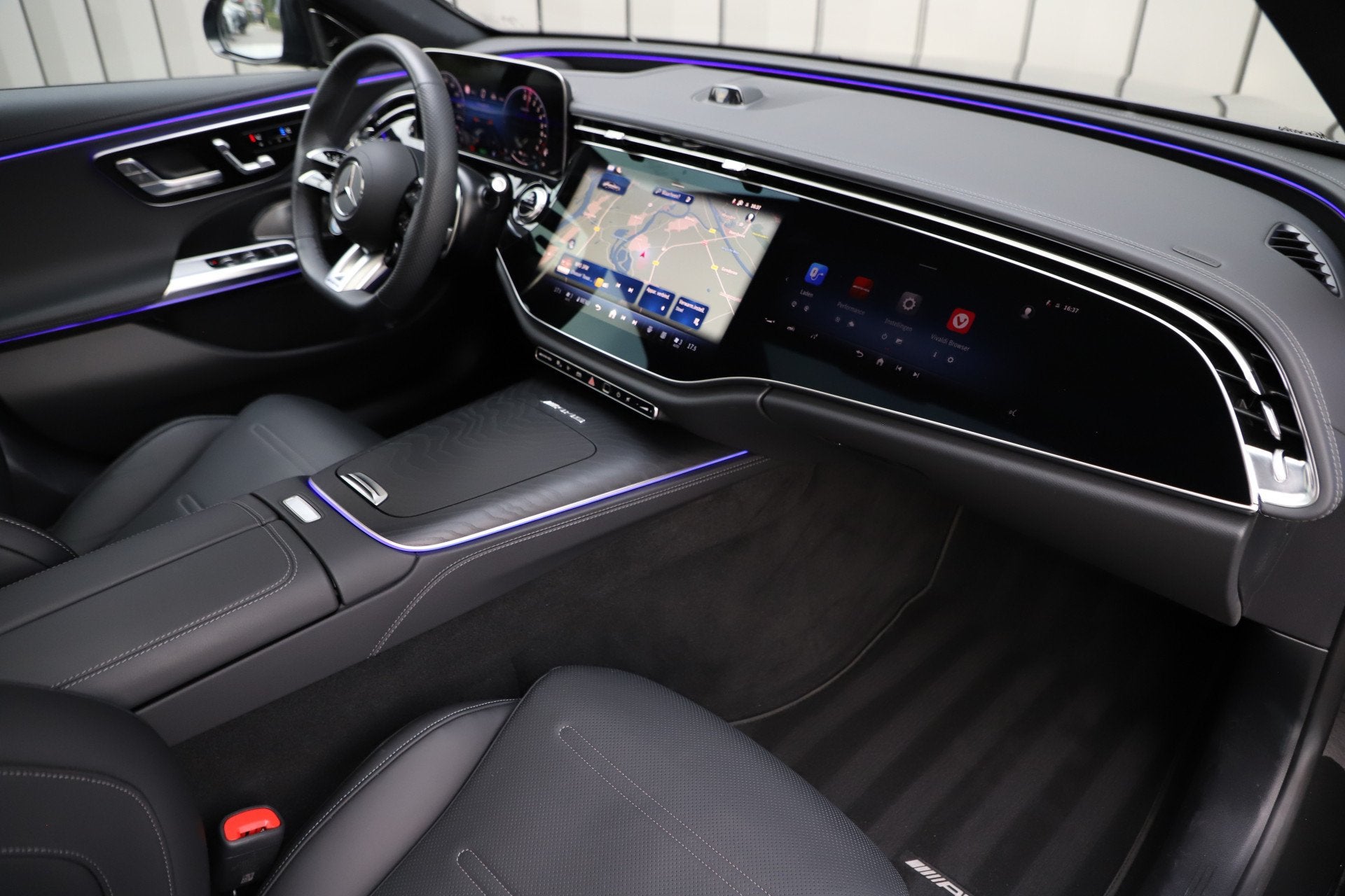 Mercedes-Benz E-Klasse AMG 53 4MATIC+ | 585PK | Massage | Hy, Auto's, Automaat, Gebruikt, Zwart, Bedrijf