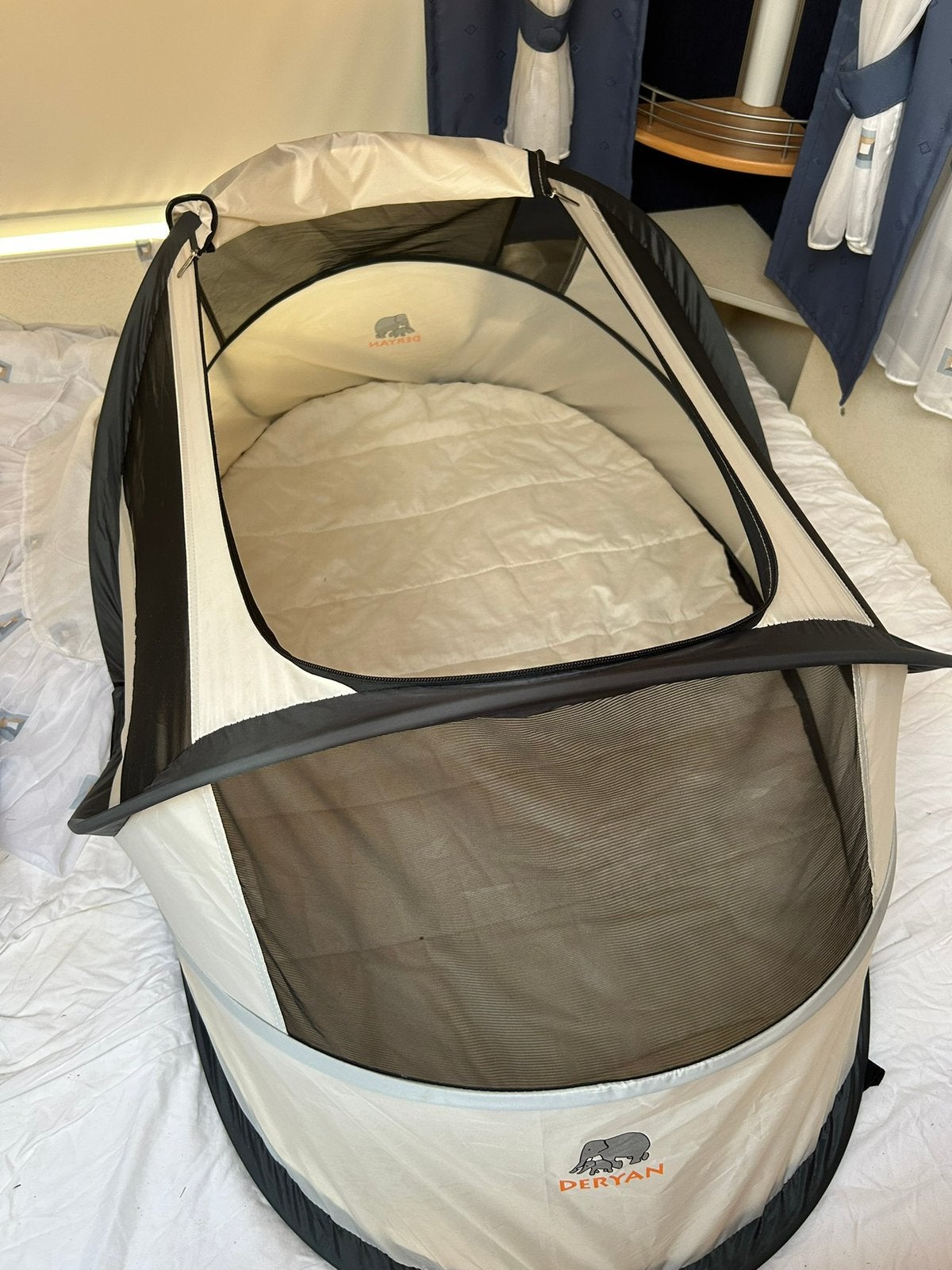2 Deryan BabyBox Campingbedje + katoenen matras - Cream, Ophalen, Gebruikt, Tot en met 2