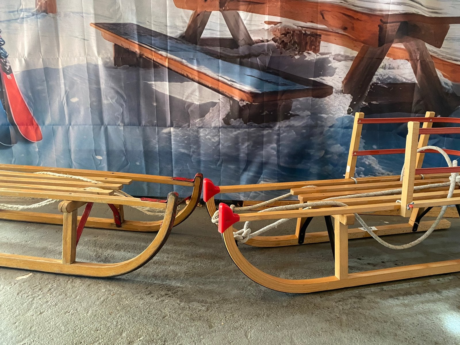 Houten slee - perfect voor winterplezier, Ophalen, Rugleuning, Gebruikt, Hout