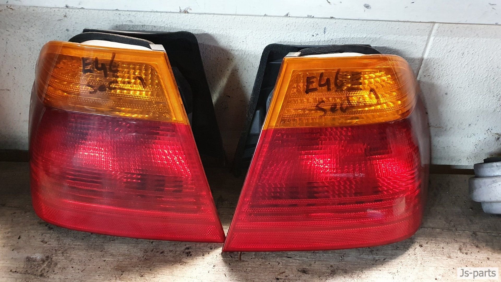 achterlicht links of rechts oranje/rood BMW 3-serie E46 seda, -, -, -