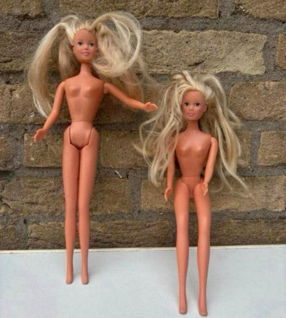 2x Barbie Simba beach poppen In zeer goede conditie, Ophalen of Verzenden, Gebruikt, Barbie