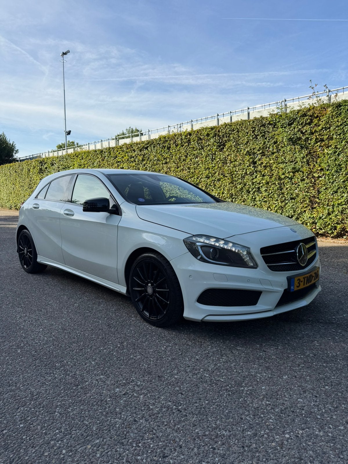 Mercedes-Benz A-Klasse A180 | AMG | CRUISE | PDC | NAP |, Voorwielaandrijving, Euro 5, Zwart, 4 cilinders