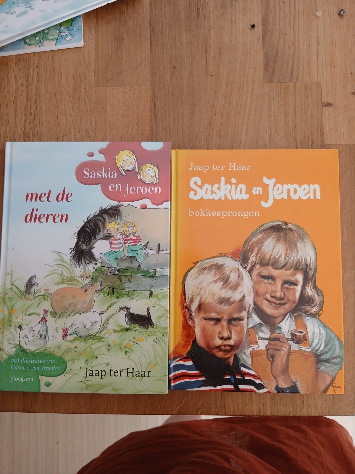 Boekjes Saskia en Jeroen, Ophalen of Verzenden, Zo goed als nieuw, Fictie algemeen