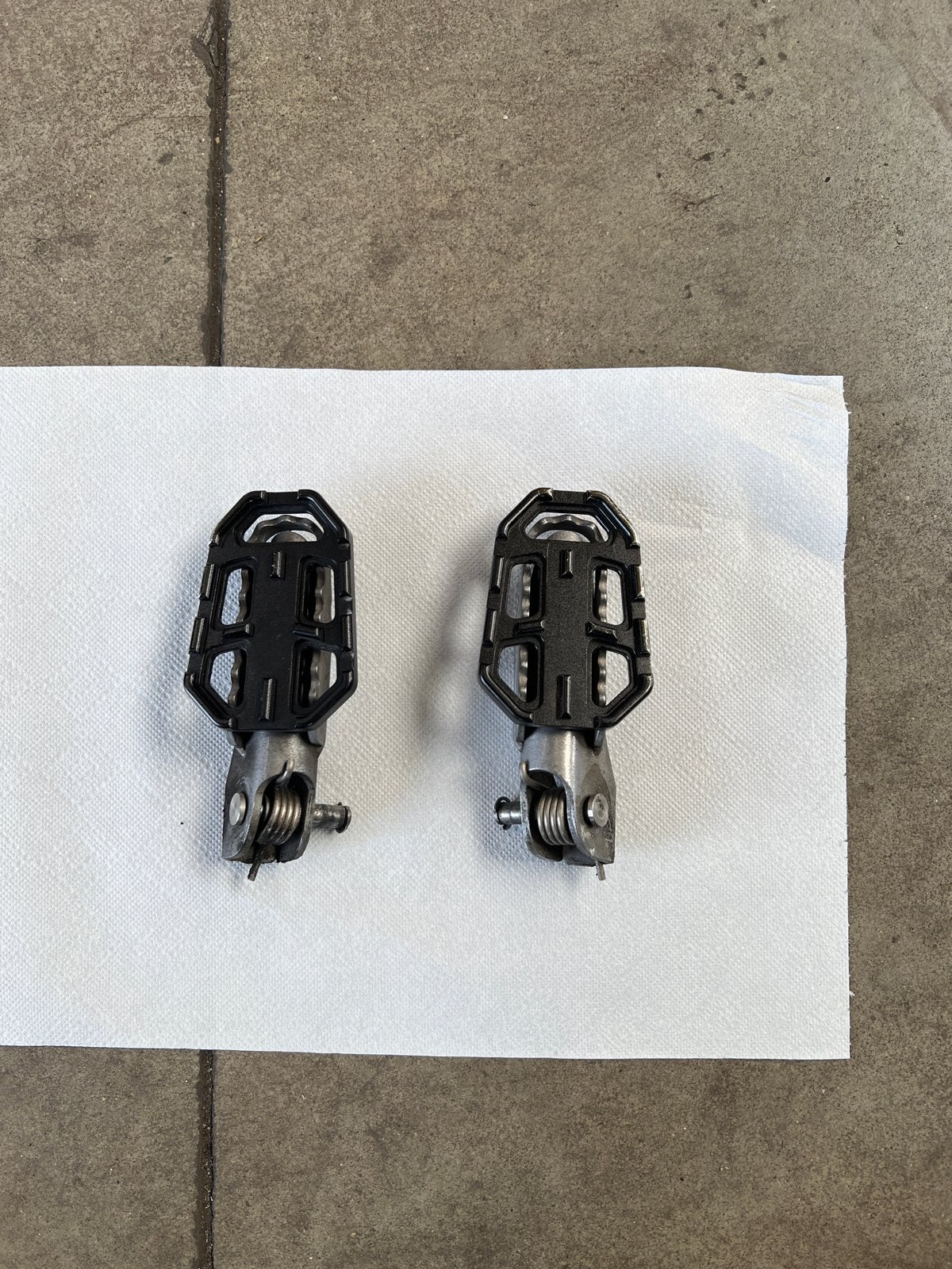 Bmw 1250 voetsteunen - Set van 2, Ophalen, Gebruikt