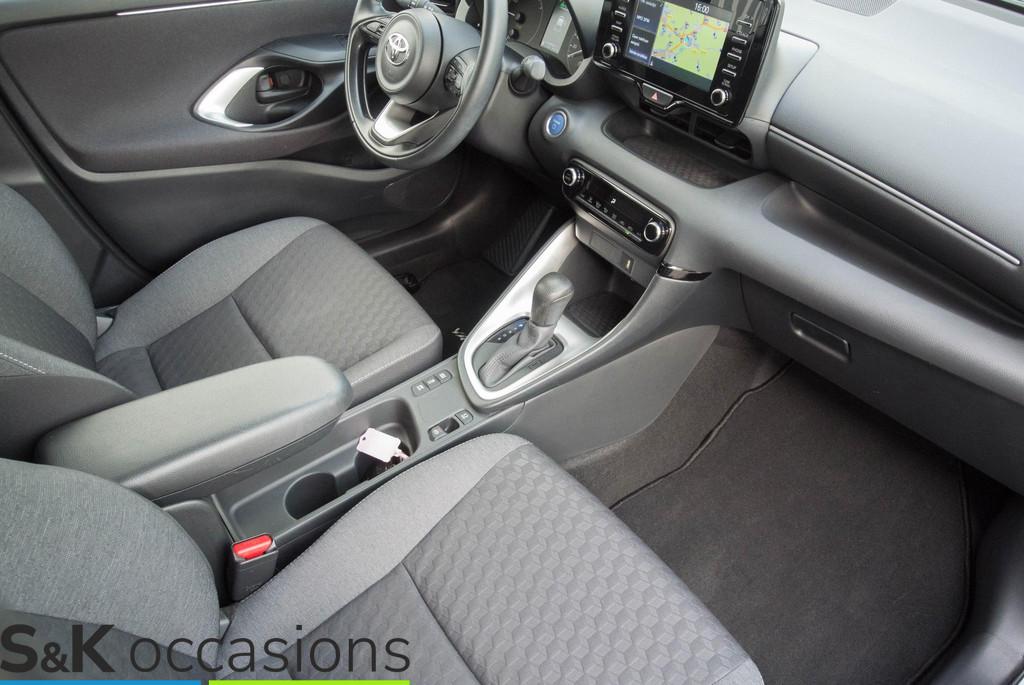 Toyota Yaris 1.5 Hybrid 10 jaar Garantie NAVI Keyless ACC, Auto's, Toyota, Gebruikt, Euro 6, 1490 cc, Bedrijf