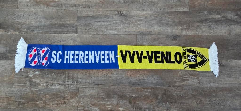 Sjaal SC Heerenveen - VVV Venlo, Verzamelen, Ophalen of Verzenden, Zo goed als nieuw, Overige binnenlandse clubs, Vaantje of Sjaal