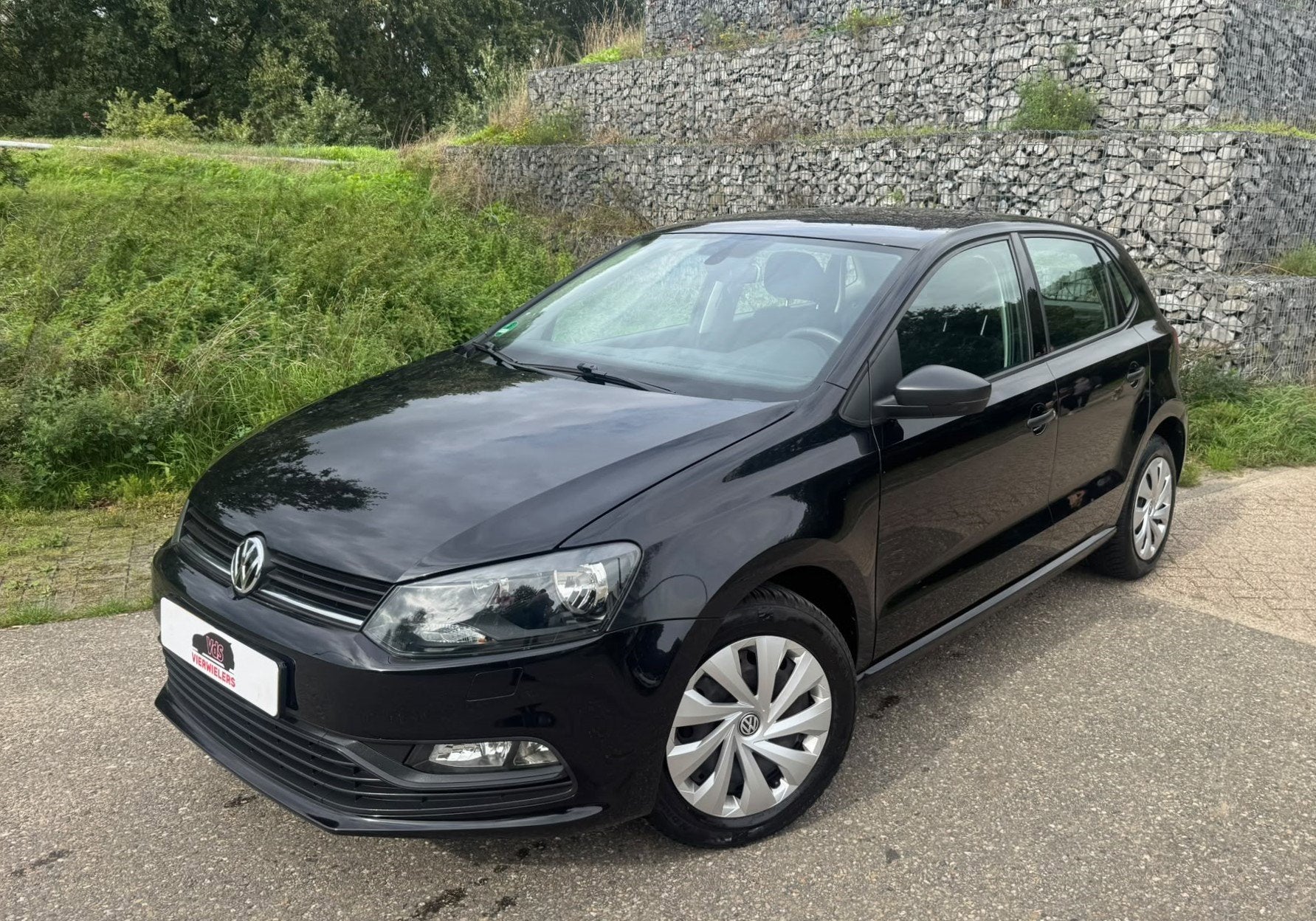 Volkswagen POLO 1.0 Comfortline 75 pk Stoelverw Cruise Contr, Stof, Gebruikt, Zwart, Bedrijf