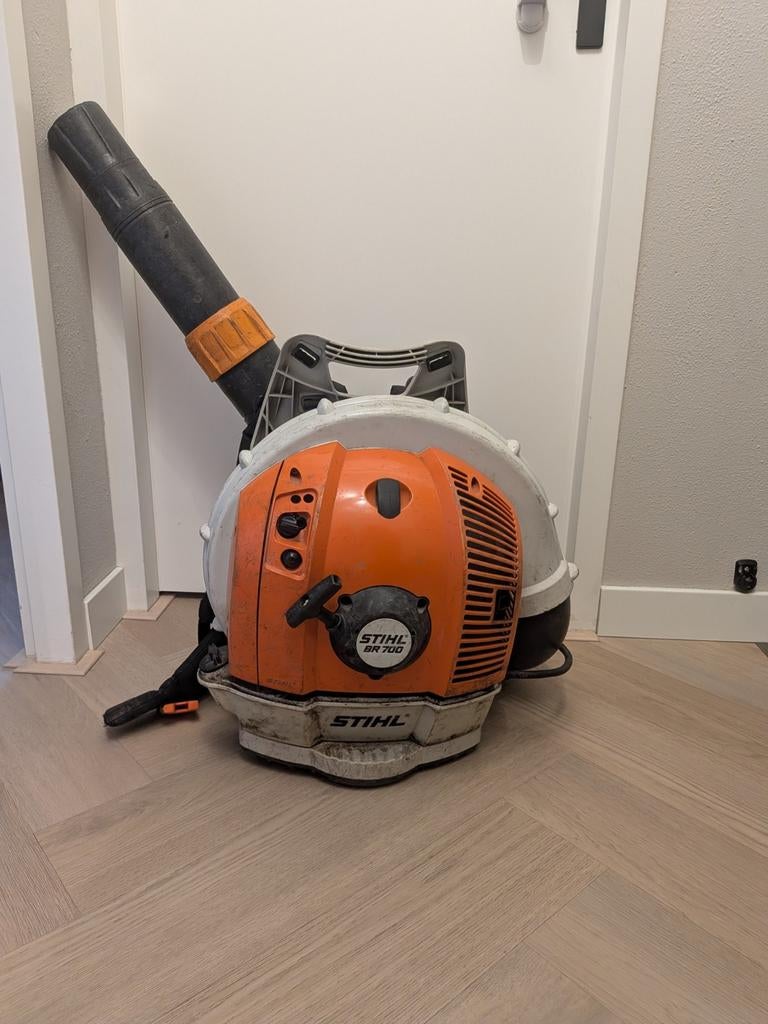 Bladblazer br 700 stihl, Ophalen, Benzine, Ruggedragen, Gebruikt