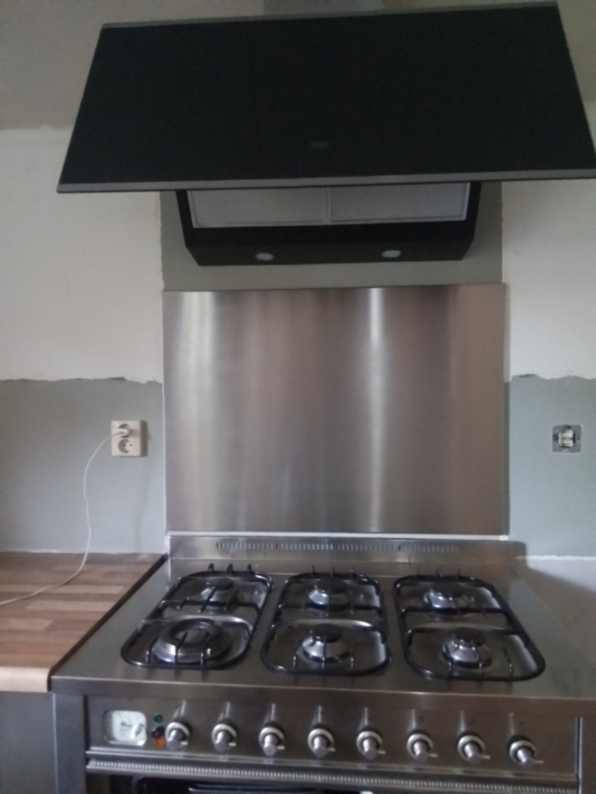 Boretti 6-gasfornuis met elektrische oven + Beko afzuigk, Ophalen