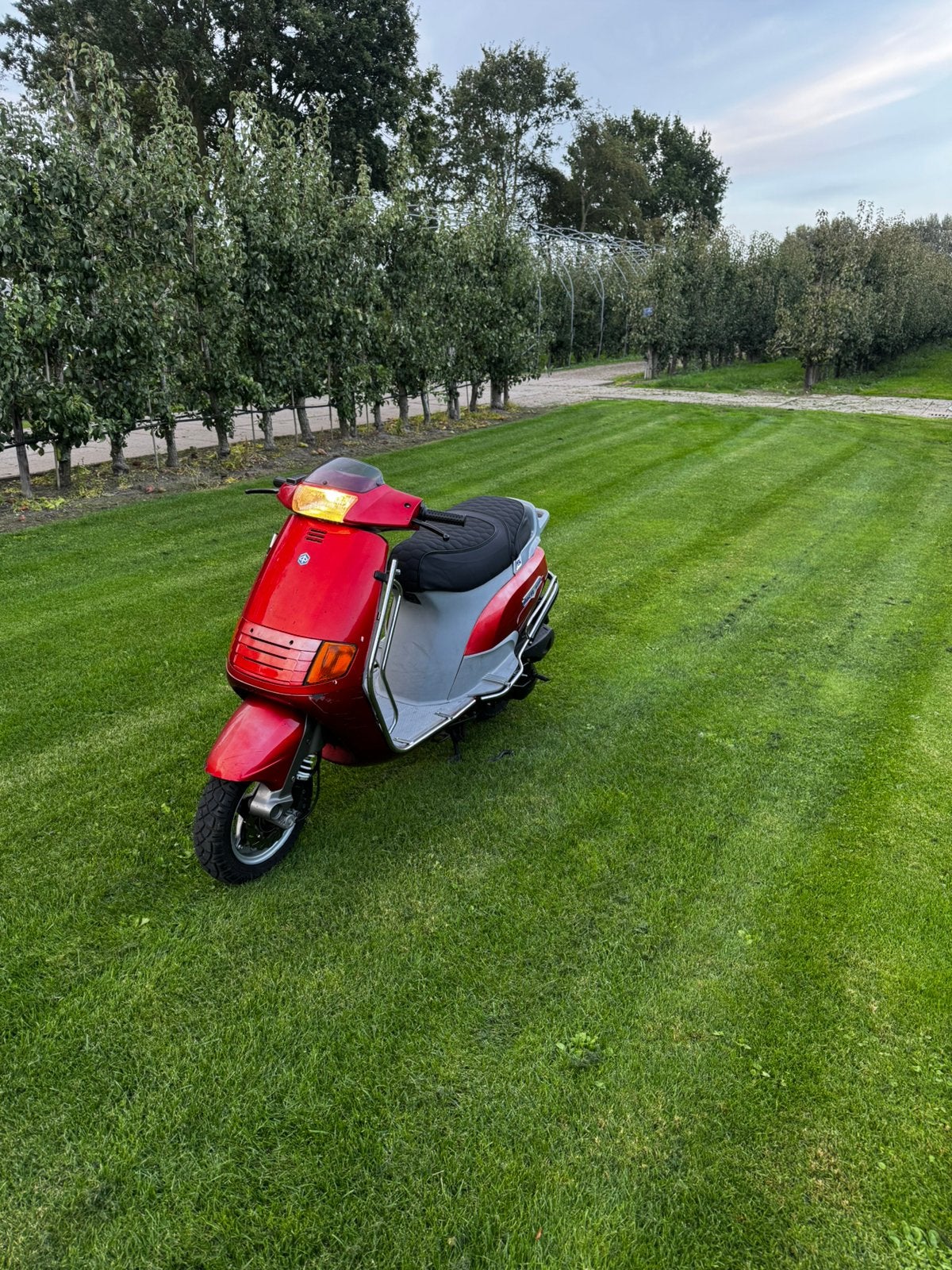 Piaggio skr 125cc 2t A1, Ophalen, Tweetakt, Overige modellen, Zo goed als nieuw