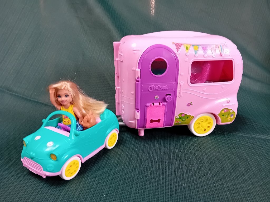 Kleine Barbie auto met caravan., Ophalen of Verzenden, Zo goed als nieuw, Barbie