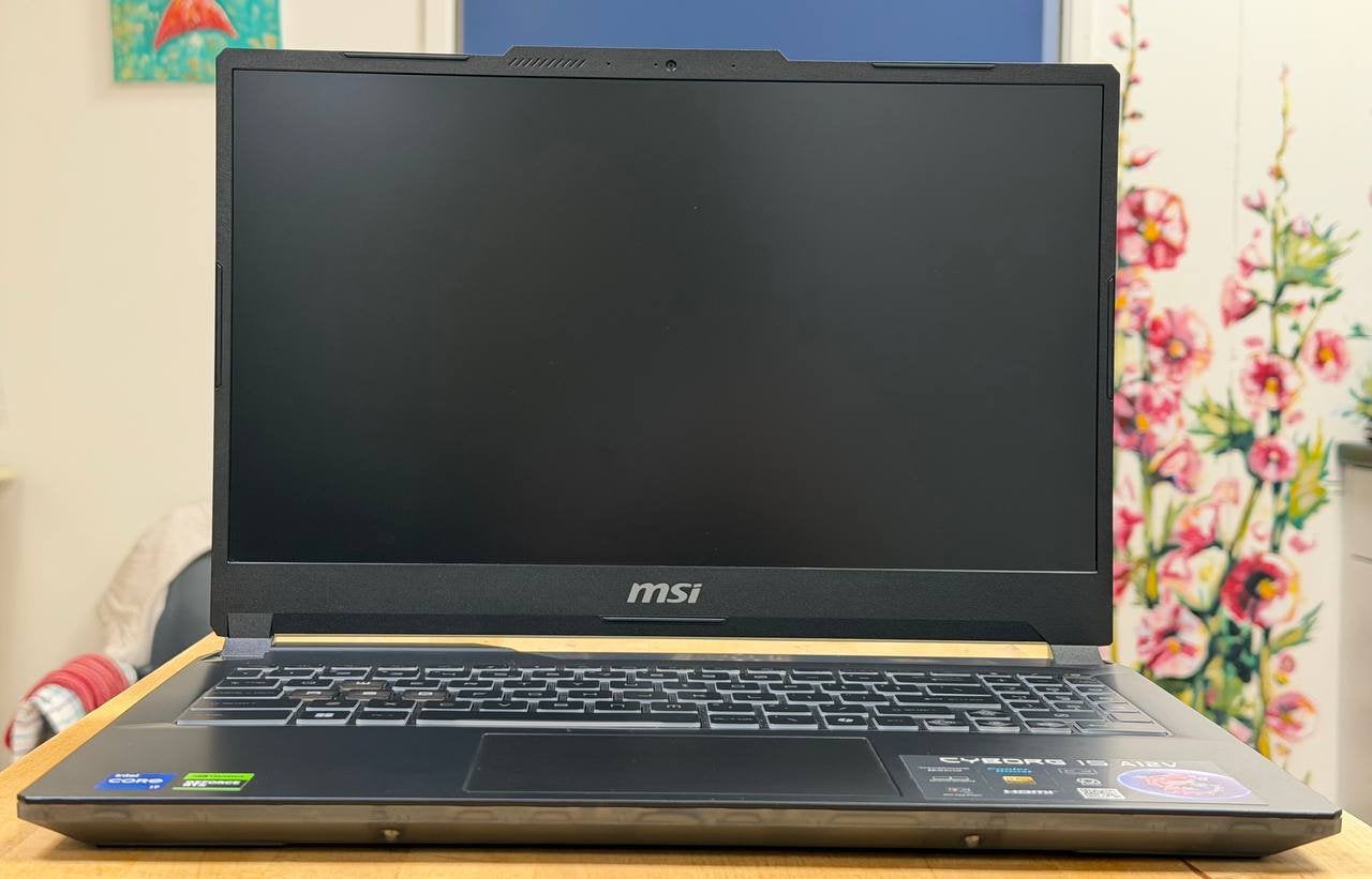 Game laptop MSI - i7 / rtx 4060 / 16 ram gb, Ophalen, 15 inch, Zo goed als nieuw, SSD