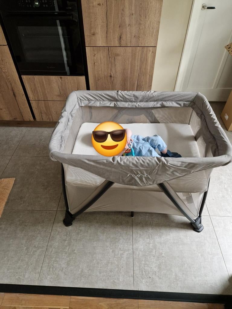 Nuna Sena campingbed in goede staat, Ophalen of Verzenden, Zo goed als nieuw, Reisbedje