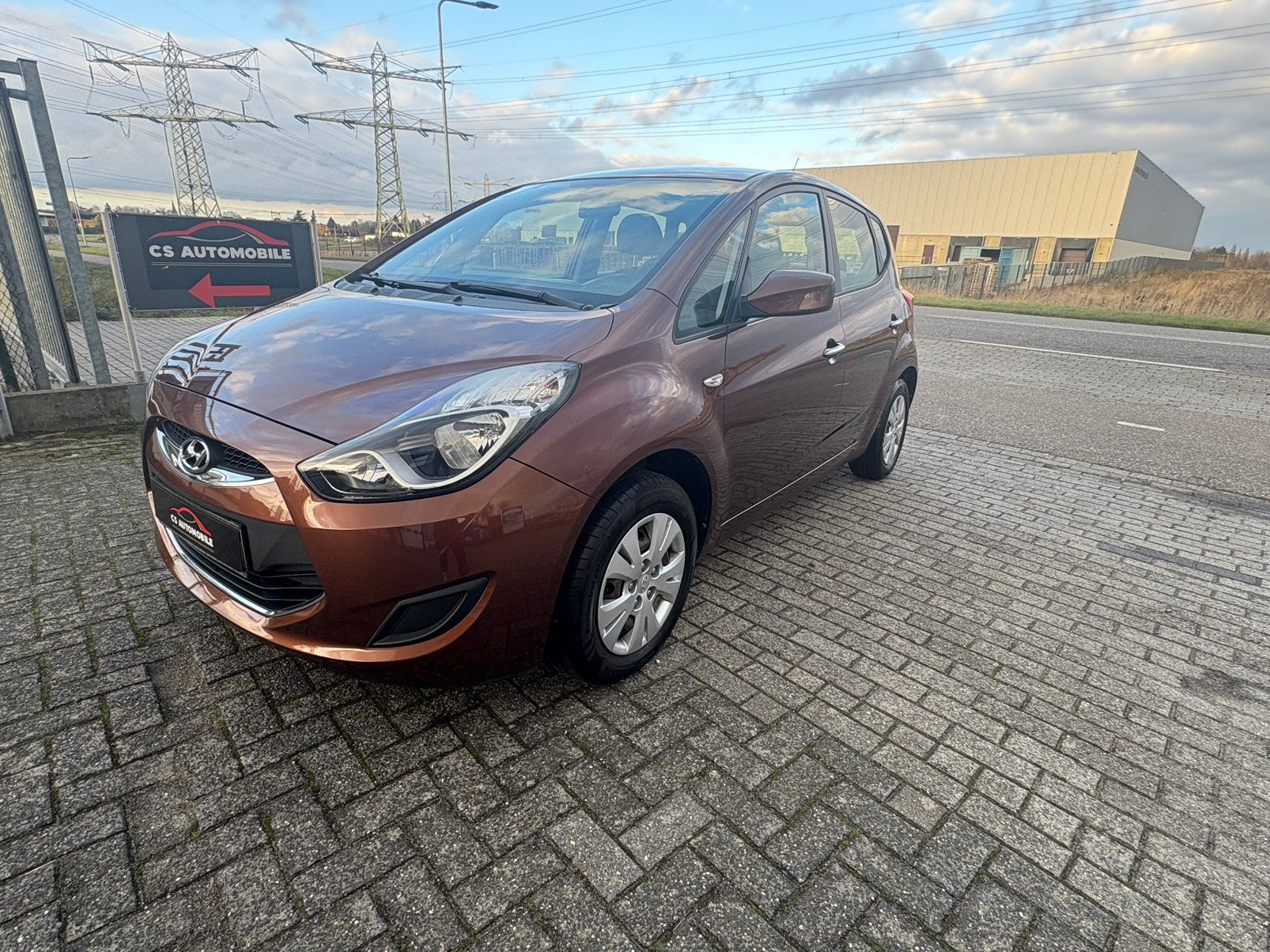 hyunadai ix20 1.4i i-vision 32.911 km dealer onderhouden, Auto's, Voorwielaandrijving, Stof, Zwart, 4 cilinders