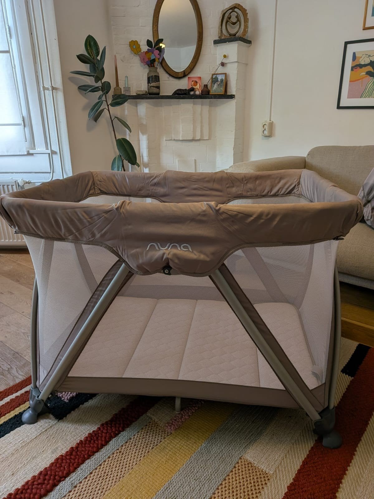 Nuna Sena Reisbedje / campingbed met babyinzet, Ophalen, Zo goed als nieuw, Reisbedje