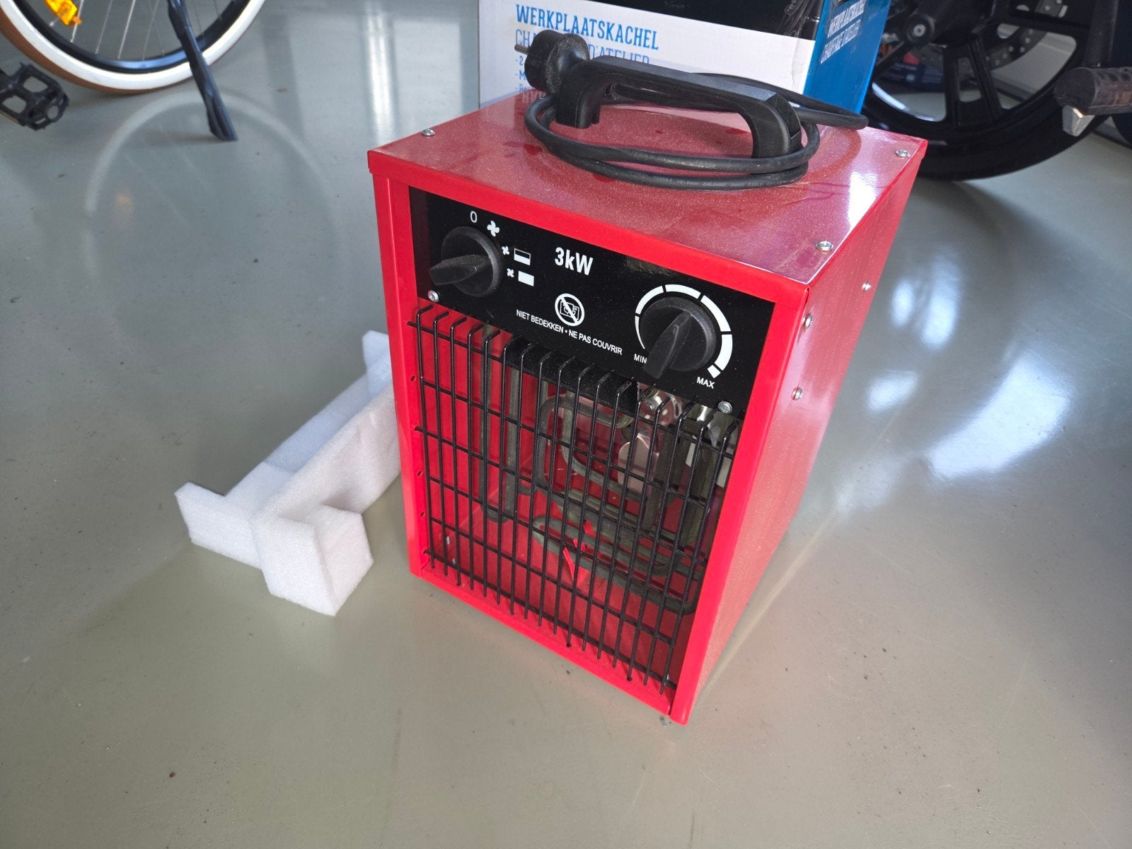 Hanson Werkplaatskachel 3kW - Zo goed als nieuw, Huis en Inrichting, Kachels, Ophalen, Overige soorten, Elektrisch, Zo goed als nieuw