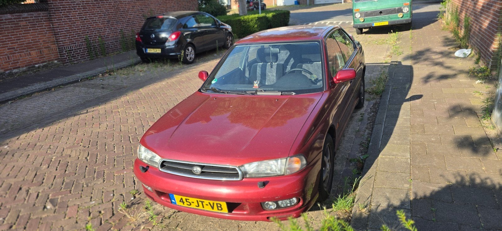 Subaru Legacy 2.5 GX AWD 2004 Rood, 4 cilinders, Legacy, 75 €/maand, Handgeschakeld