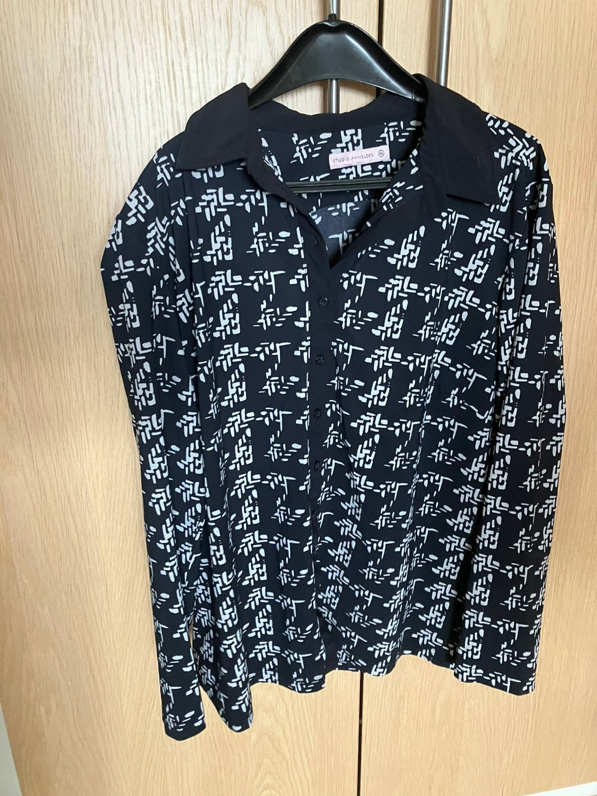 Leuke blouse van Studio Anneloes maat XXL, van travelstof, Studio Anneloes, Zwart, Maat 46/48 (XL) of groter, Ophalen of Verzenden