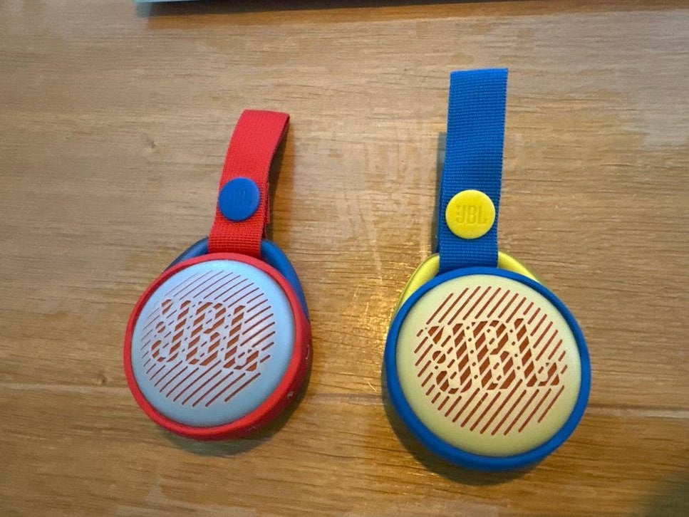 JBL JR POP Draagbare Bluetooth Speaker (rood), JBL, Ophalen of Verzenden, Zo goed als nieuw, Draagbare speaker