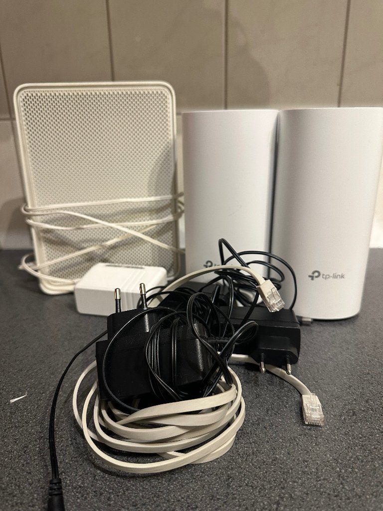 Wifiboosters en modem, Computers en Software, Routers en Modems, Ophalen of Verzenden, Zo goed als nieuw