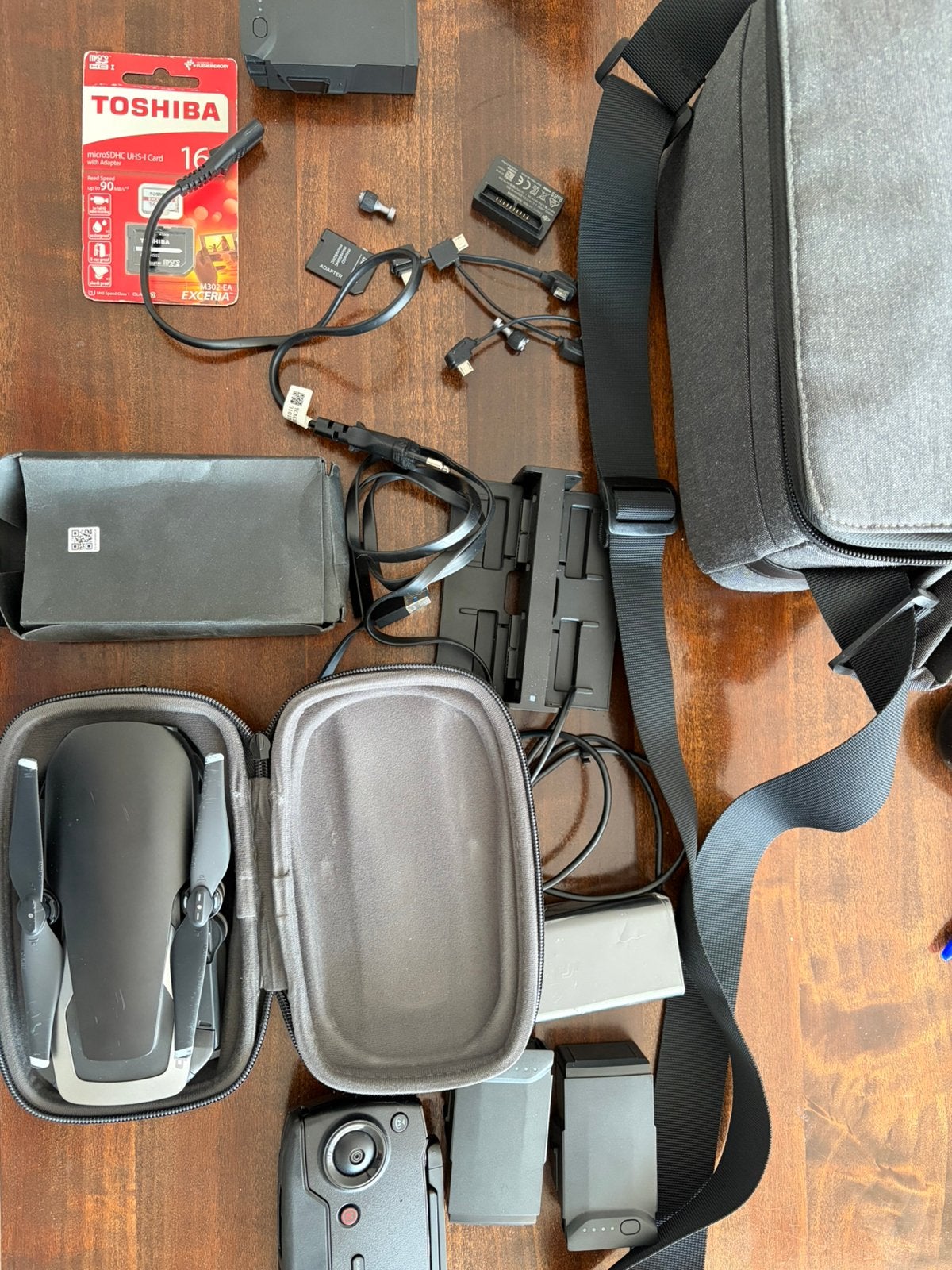 DJI Mavic Air combo - little used, Ophalen of Verzenden, Zo goed als nieuw
