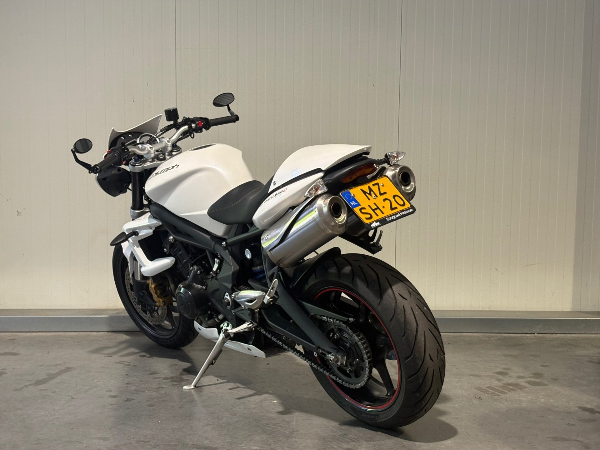 Triumph Street Triple R | 1e Eigenaar | Origineel NL, Motoren, 675 cc, Triumph Motorcycles Benelux, Bedrijf, Meer dan 35 kW