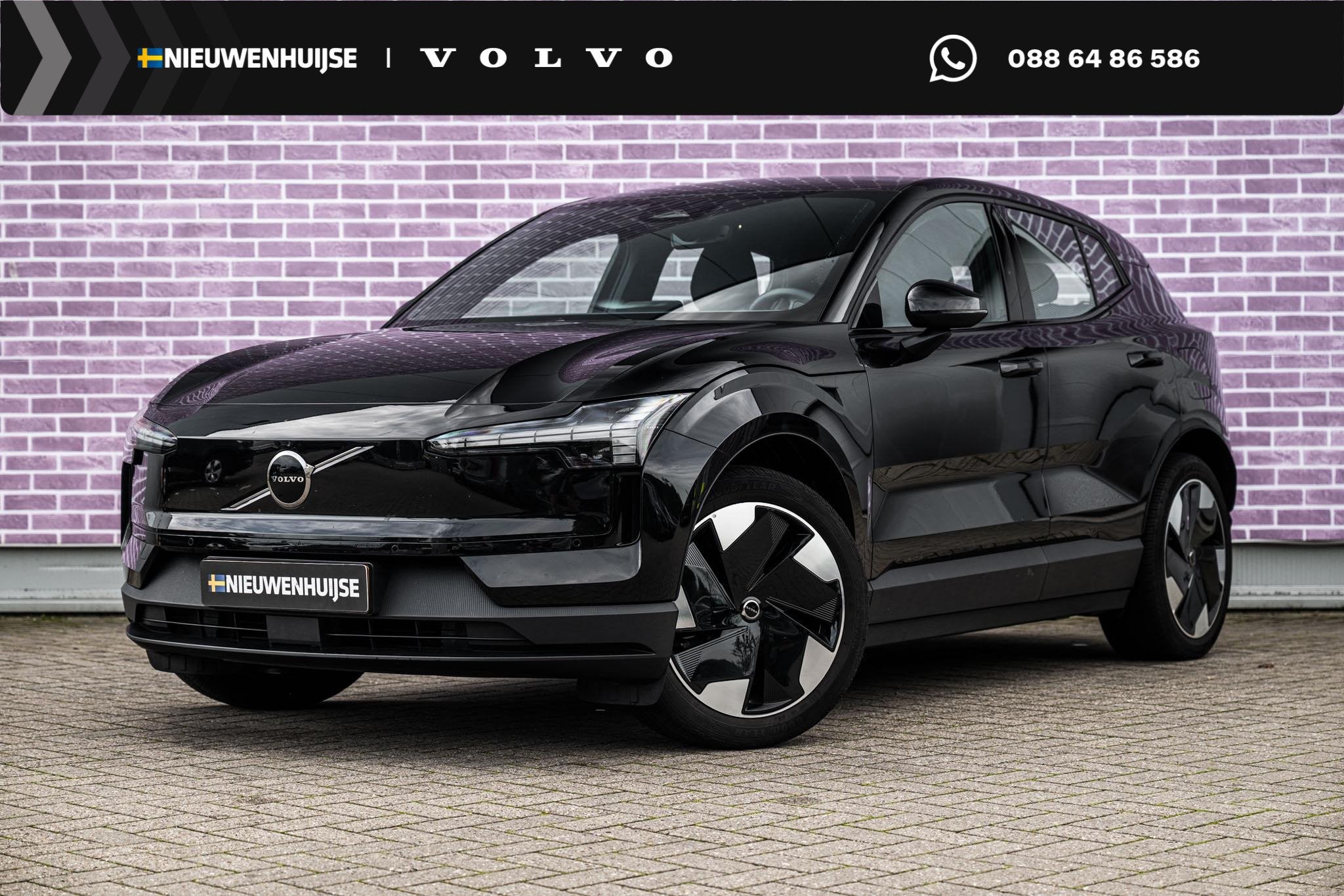 Volvo EX30 Single Motor Extended Range Plus 69 kWh | Stoel e, Auto's, Achterwielaandrijving, Gebruikt, Leder en Stof, Zwart