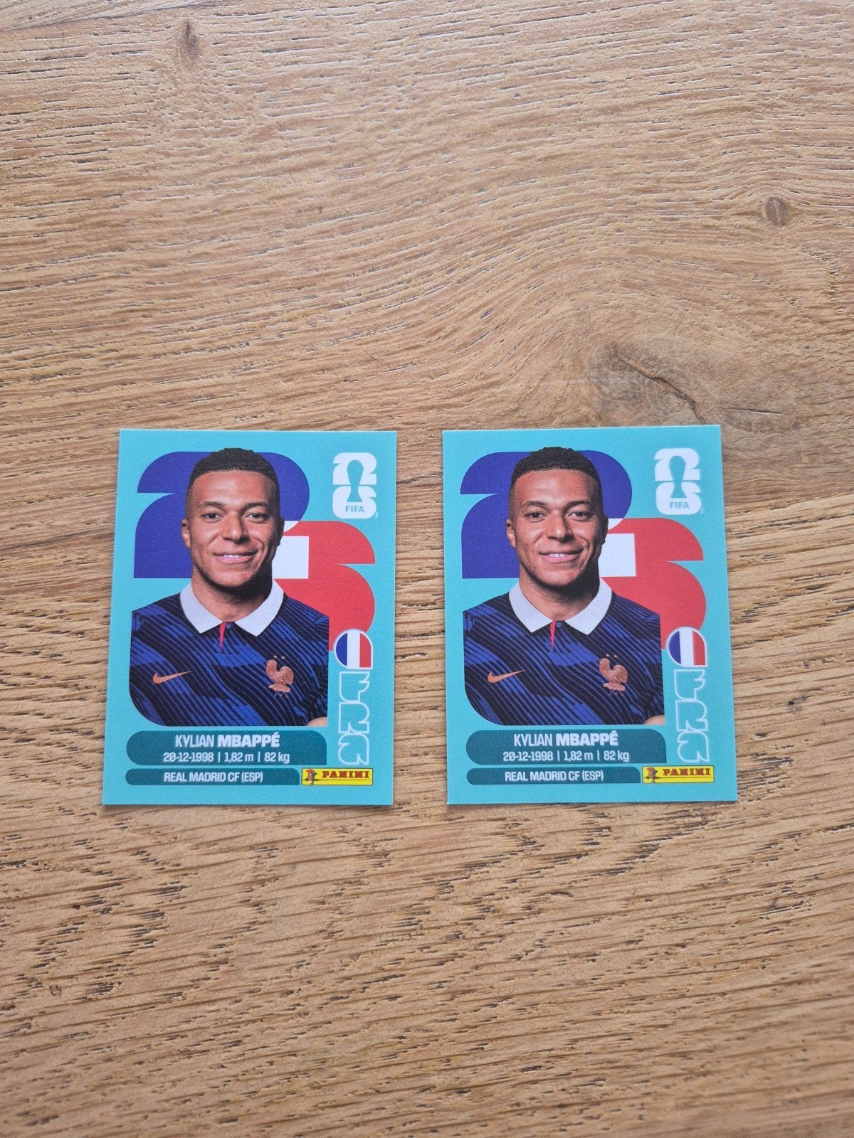 Kylian Mbappé Panini FIFA WK 2026 Plaatjes (2 stuks), Hobby en Vrije tijd, Stickers en Plaatjes, Ophalen of Verzenden, Zo goed als nieuw